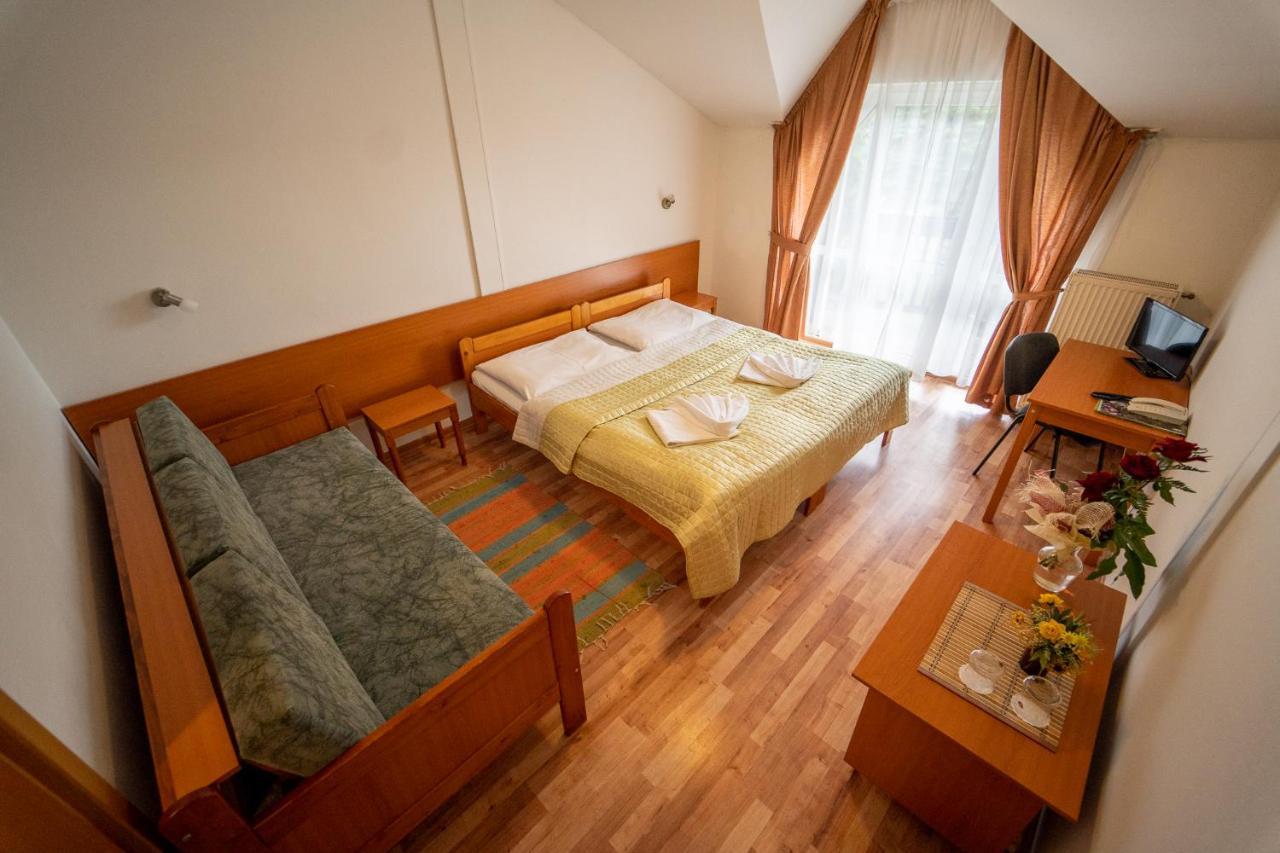 Park Hotel Cingov Смижаны Экстерьер фото