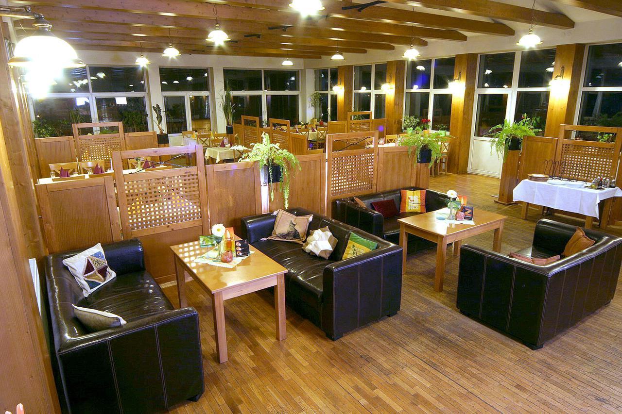 Park Hotel Cingov Смижаны Экстерьер фото